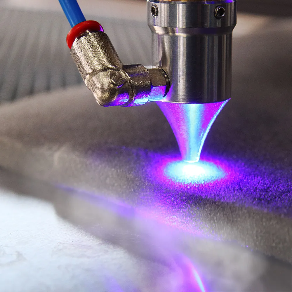 Safeguarding the Optics when Operating an Engraving and Cutting Laser